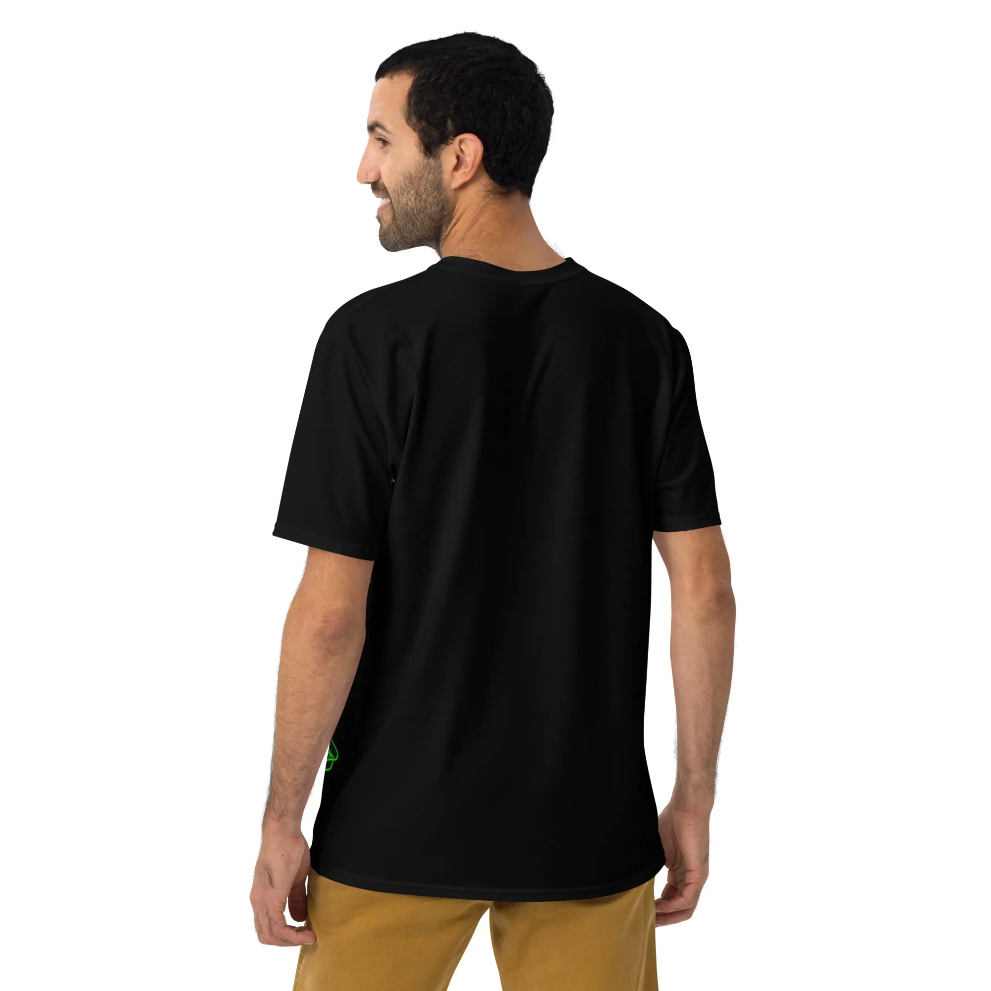 CyberWare Assassin V18 - Men's t-shirt