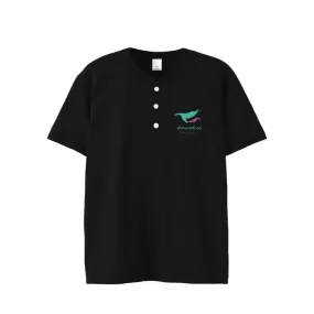 Open-end henley neck t-shirt black "Humpback whale parent-child bond"
